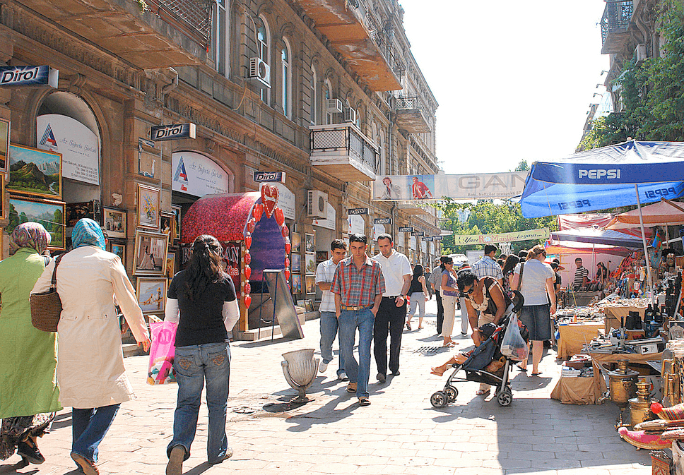 azerbaidzjan, baku winkelpromenade.png